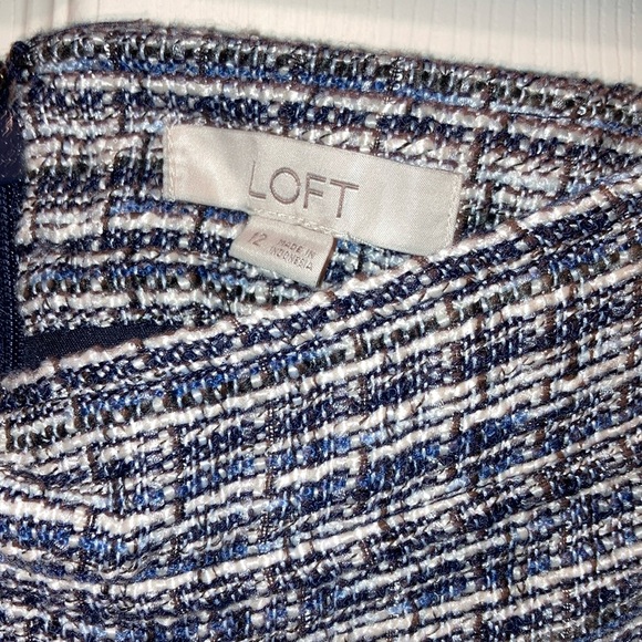 LOFT Blue, Black, and White Skirt Size 12 NWOT - Picture 3 of 5